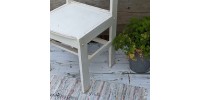 Chaise d'école blanche en bois solide vintage